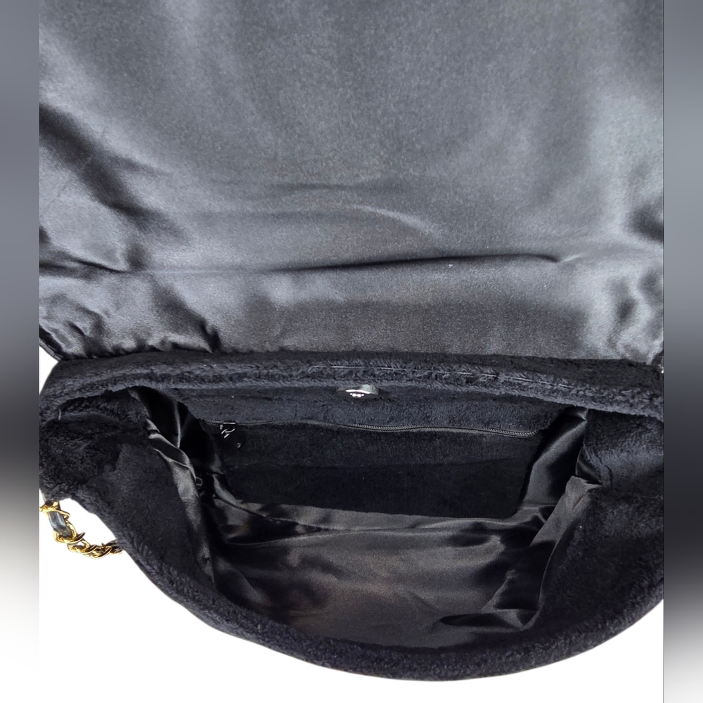 CHANEL Precision Black VIP Pouch with Chain - Picture 3 of 3